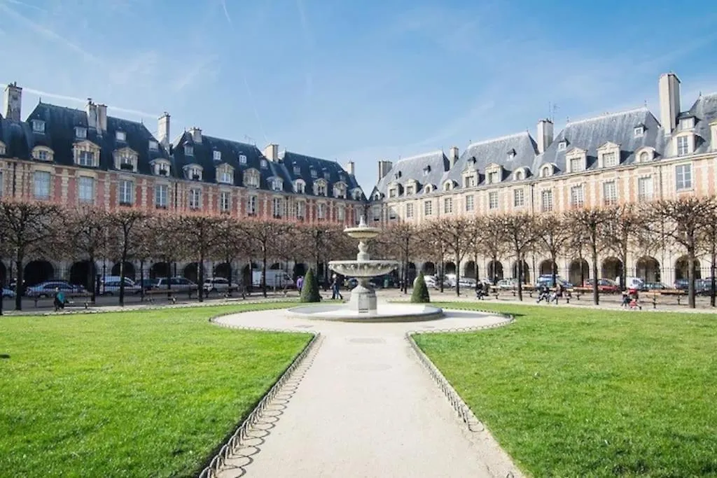 Atypical Flat - Place Des Vosges - 4 People Apartamento París