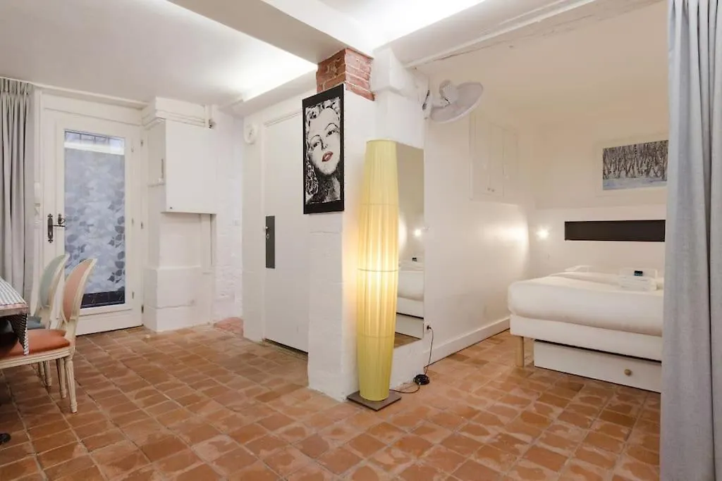 Atypical Flat - Place Des Vosges - 4 People * París